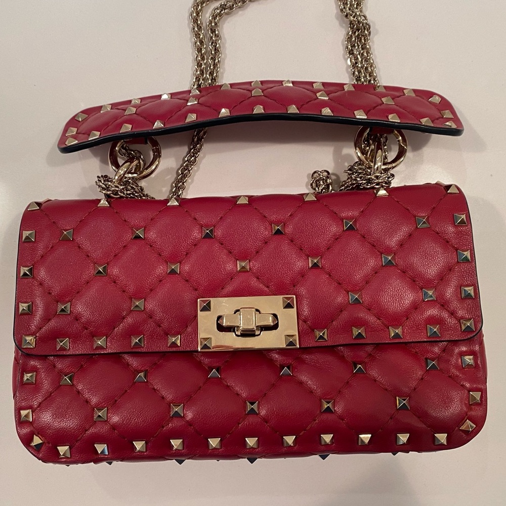 Valentino Garavani
Rockstud Spike shoulder bag
